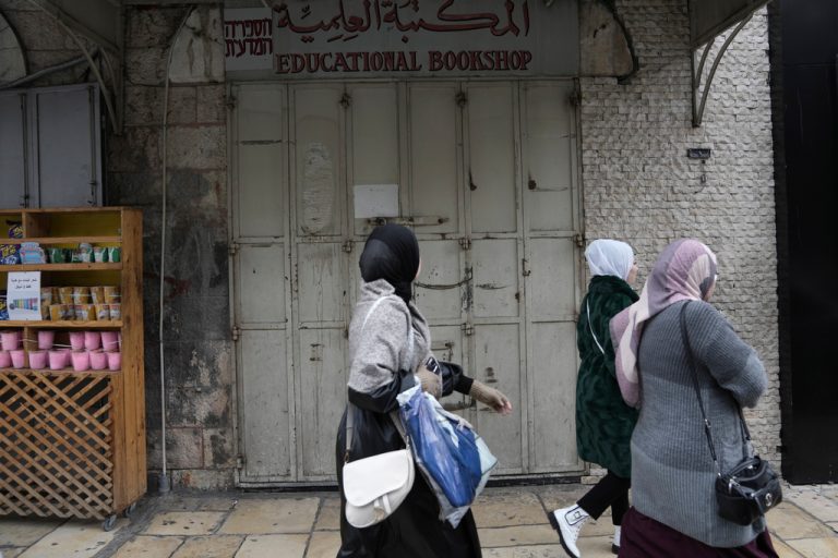 Bokhandel i Jerusalem bommas igen av polis