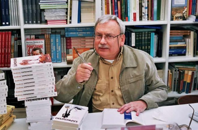 Andrzej Sapkowski är en av de mest inflytelserika rösterna inom modern fantasy. Foto: Wojciech Koranowicz.