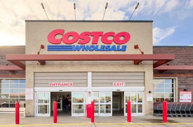 Costco är ett amerikanskt medlemsbaserat varuhus med fokus på låga priser och stora volymer. Nu har kedjan bestämt sig för att plocka bort böcker ur det ordinarie sortimentet och bara sälja under högsäsong. Foto: iStock.