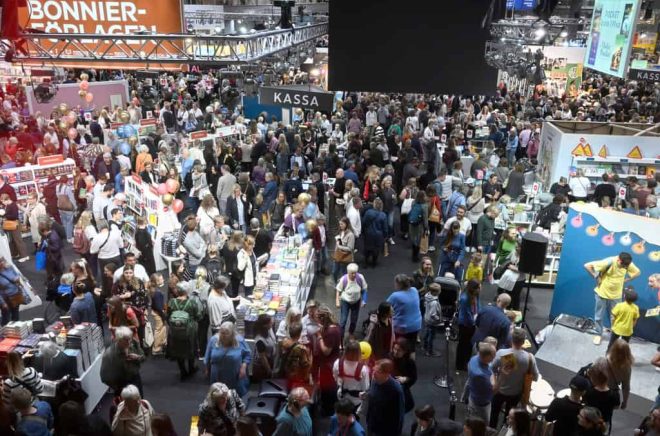 Tusentals besökare tog del av Bokmässan i Göteborg. Bilden är från lördagen. Foto: Fredrik Sandberg/TT.