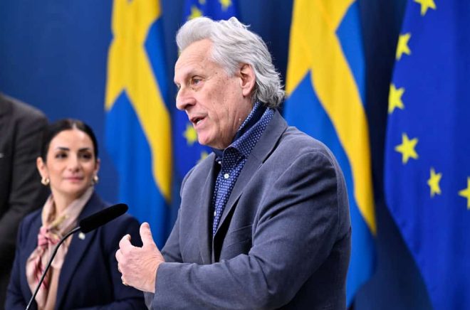 Professorn och historikern Lars Trägårdh är ordförande i den kommitté som ska ta fram en svensk kulturkanon. Bild från när hans utnämning presenterades vid en pressträff 2023. Foto: Henrik Montgomery/TT.